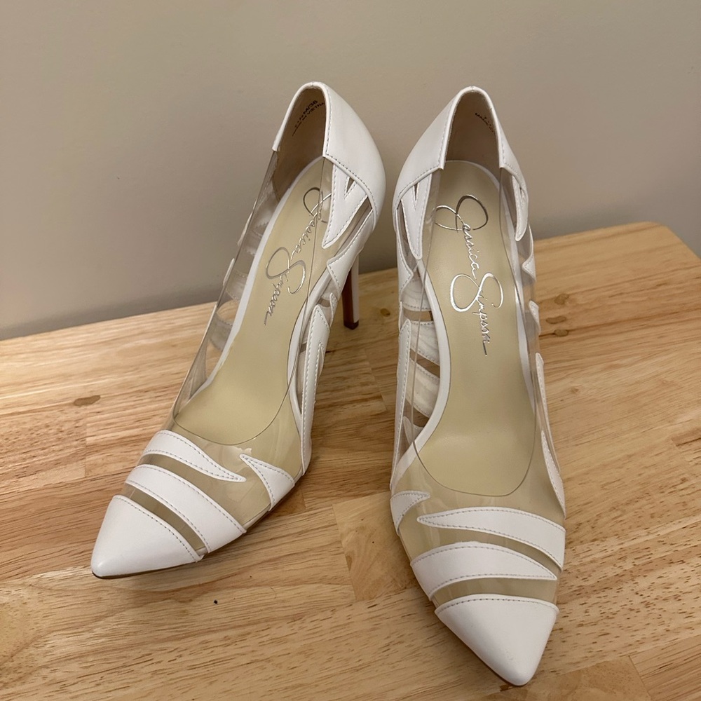 Jessica Simpson White Cut Out Heels with Clear Accents - Picture 4 of 6